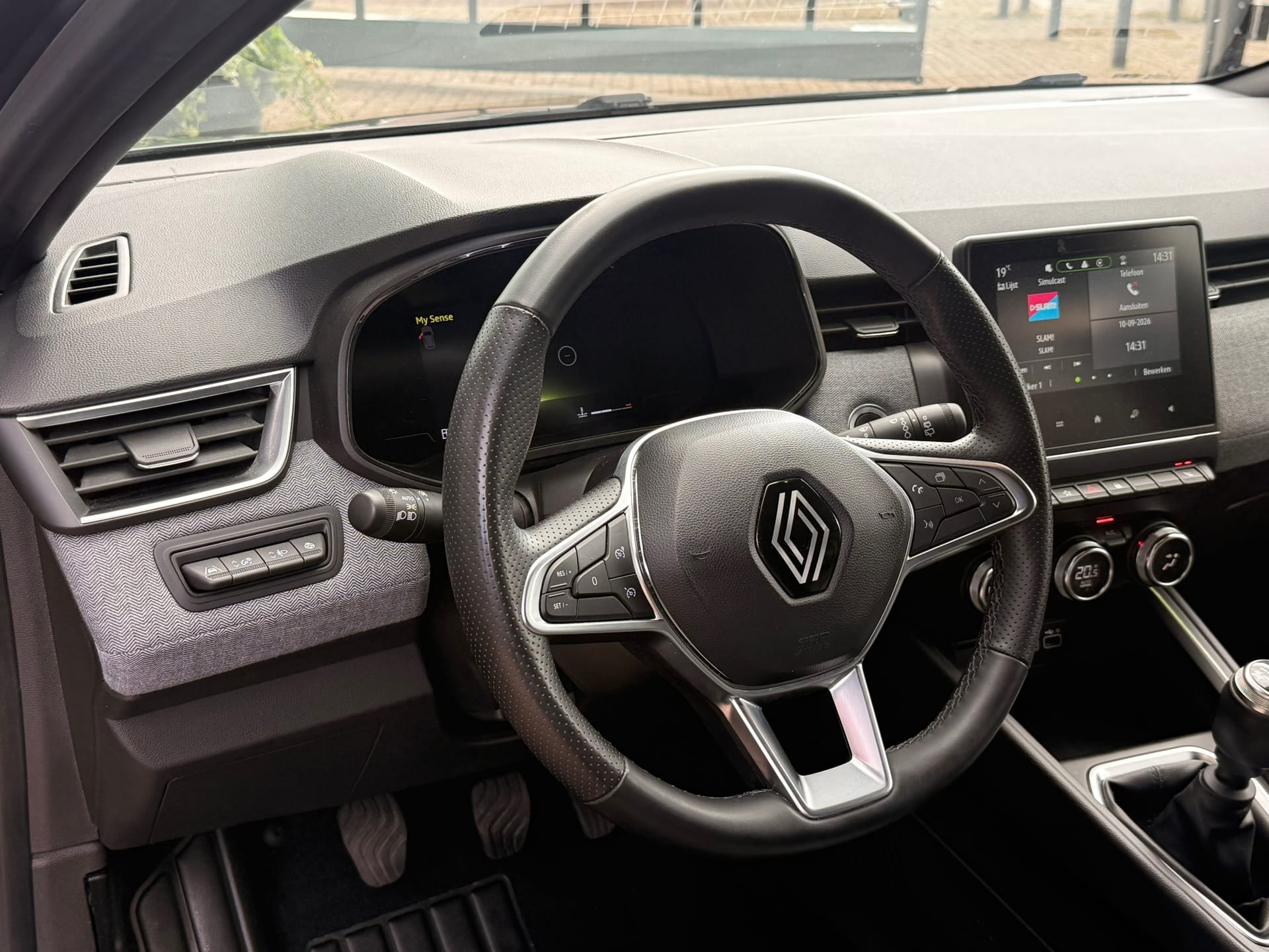 Renault Clio 1.0 TCe 90 GPF techno | Led | Carplay | Winter pack afbeelding 17